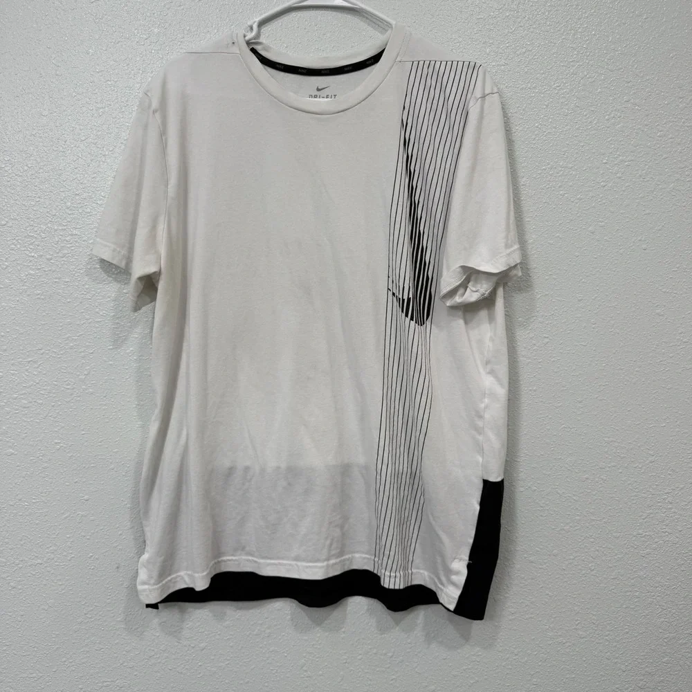 Nike Dri-FIT Mens XL White Black Split Swoosh Pinstripe Graphic T-Shirt